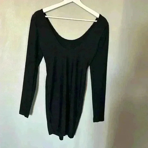 Akira black label open back mini dress. - Picture 6 of 7